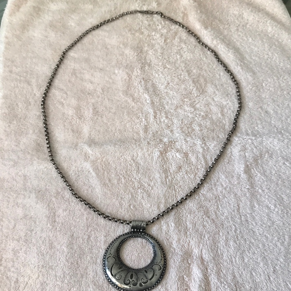 Cool Long engraved metal necklace - Picture 6 of 8